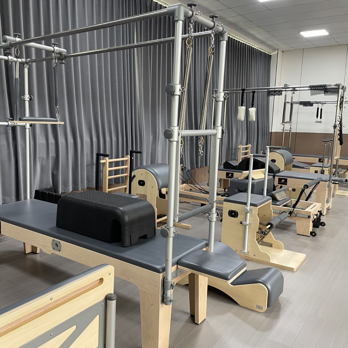 PILATES CADILLAC HONORÉ