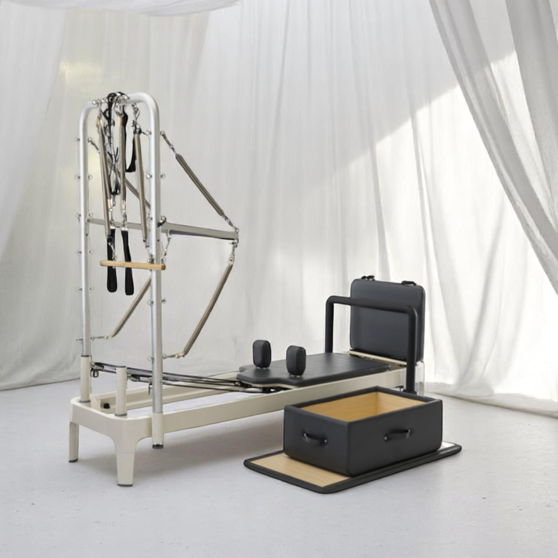 REFORMER HALF TOWER AURA